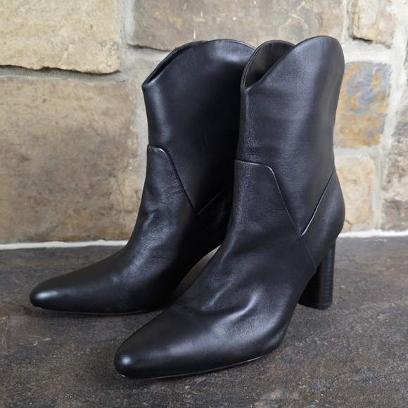 NEW Vince Harlow Leather Heeled Boots - Picture 4 of 11